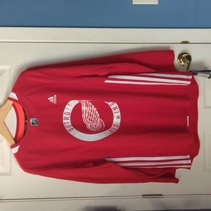 Adidas Detroit red Wings jersey